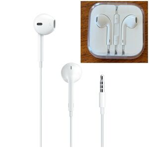 New Apple White Wired EarPods (3.5mm Headphone Plug) with Case